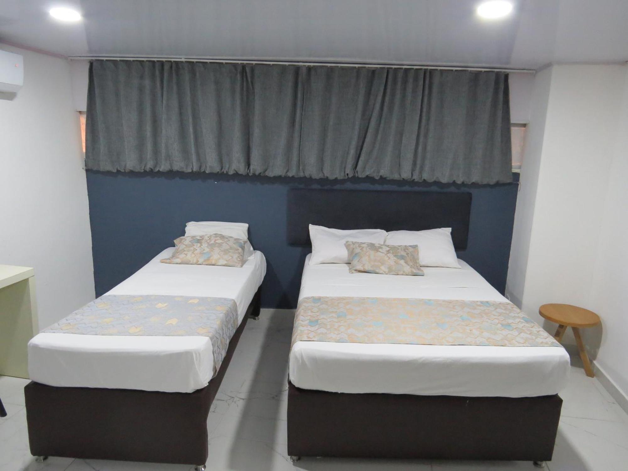 Hotel A & A Santa Alejandria Medellín Buitenkant foto