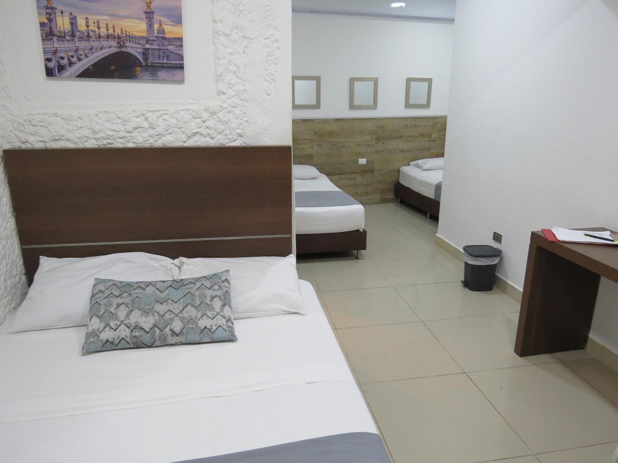 Hotel A & A Santa Alejandria Medellín Buitenkant foto