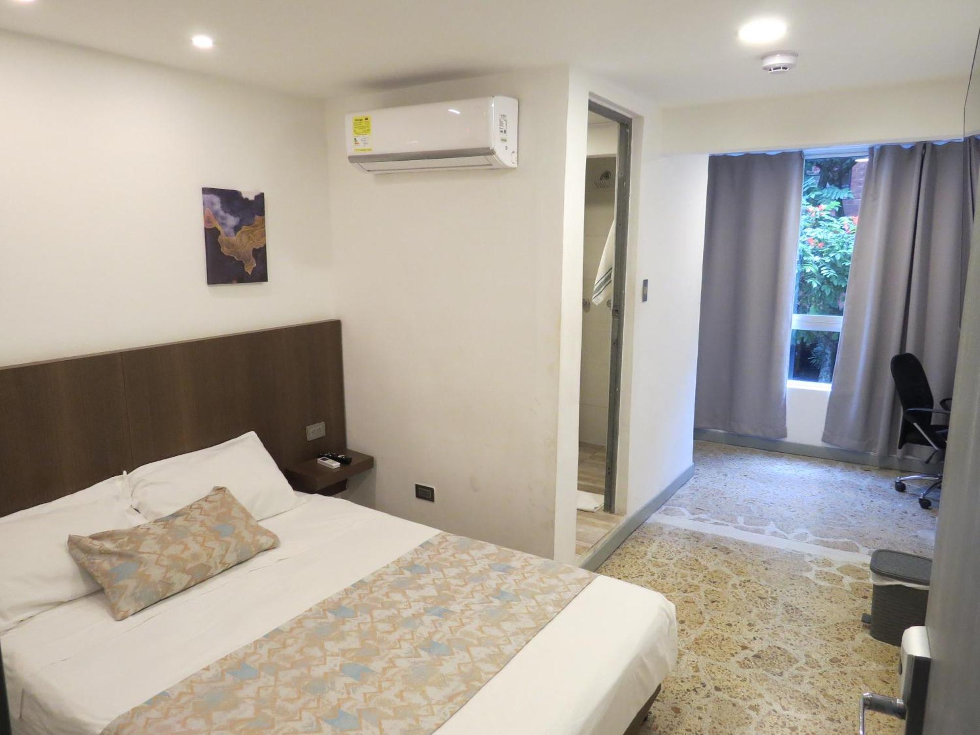 Hotel A & A Santa Alejandria Medellín Buitenkant foto