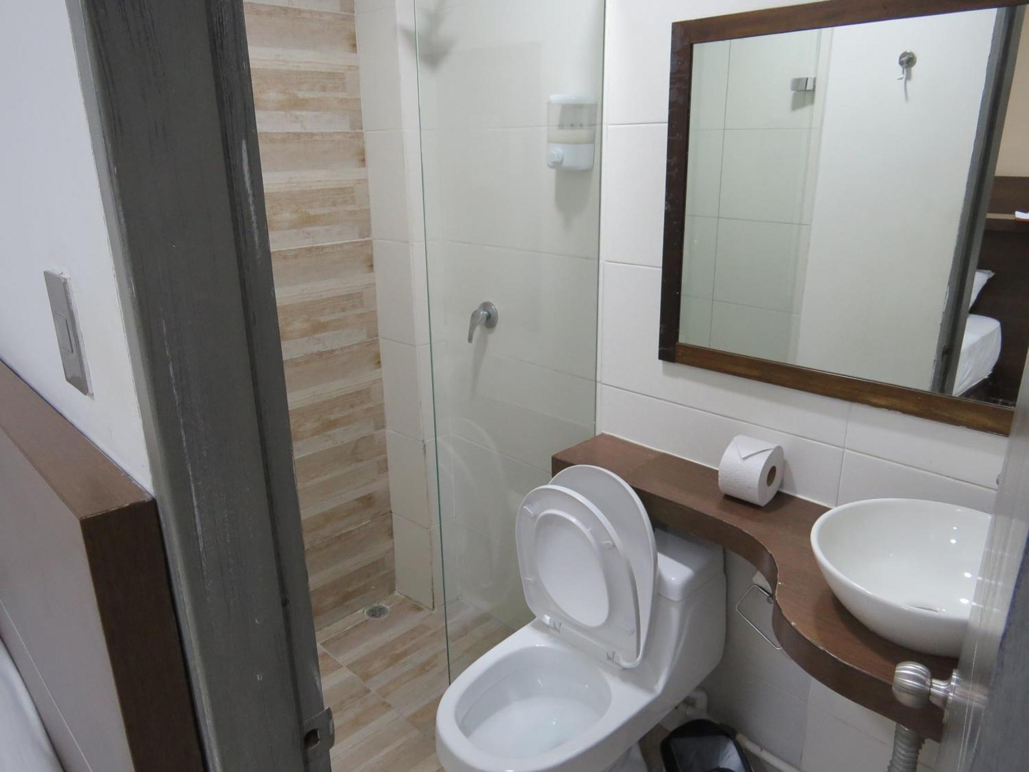 Hotel A & A Santa Alejandria Medellín Buitenkant foto