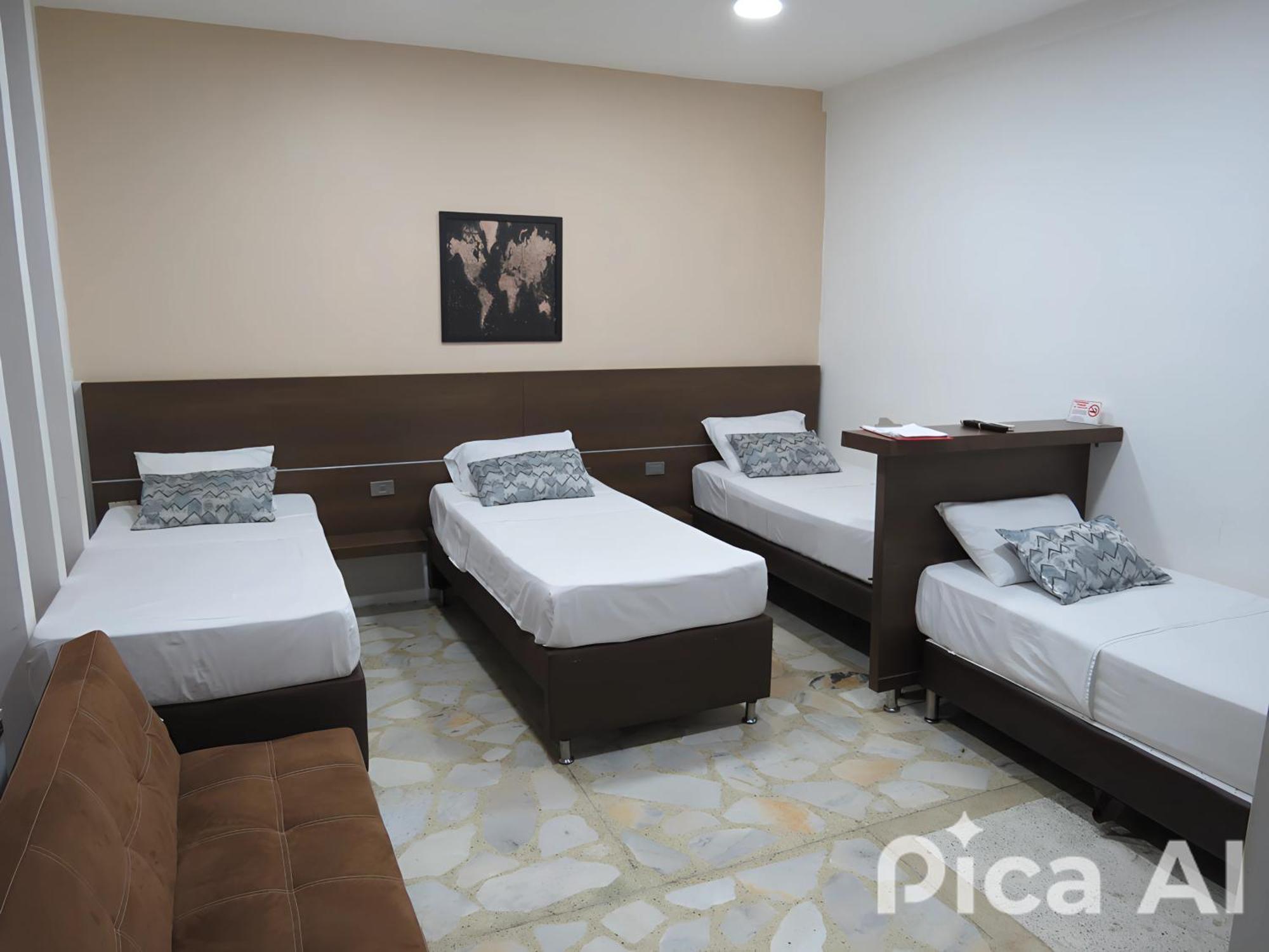 Hotel A & A Santa Alejandria Medellín Buitenkant foto